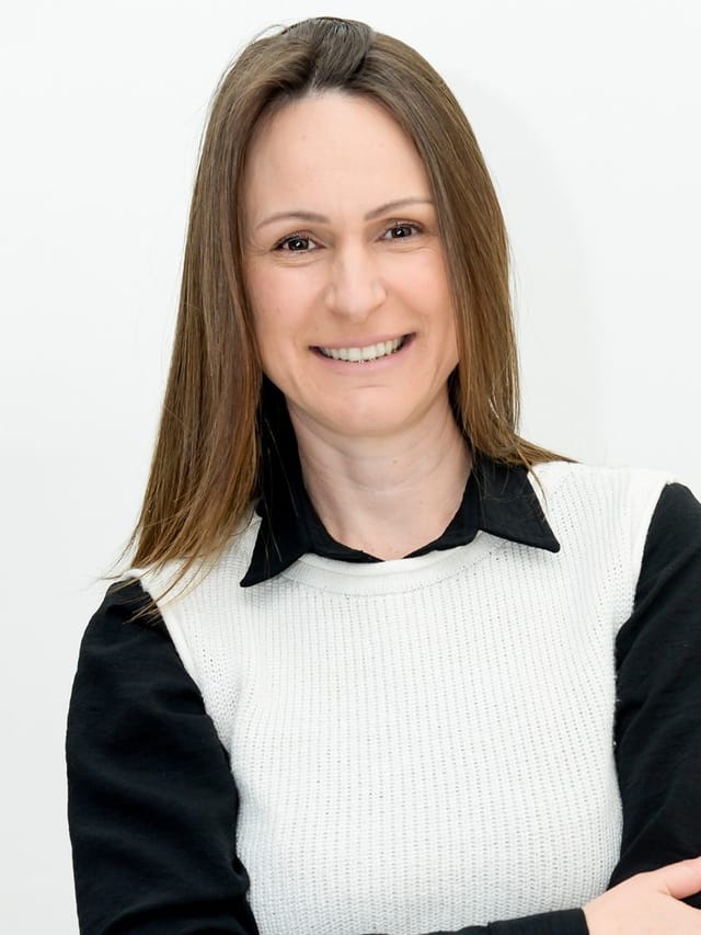 Retrato de Raquel Elisa Weber